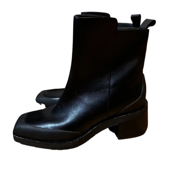 Tory Burch Leather Ankle Boots - Perfect Black, women's size 9 - Picture 2 of 9